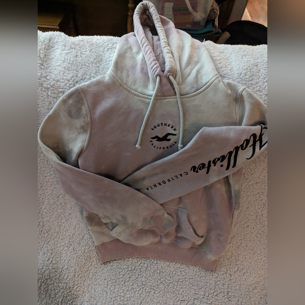 Hollister Hoodie